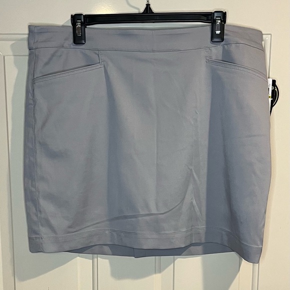 PGA Tour Pants - NWT PGA Tour Perry Ellis Gray Stretch Golf Skort With Pockets -Size 14